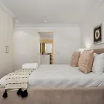 1 Victoria Road Unit 2